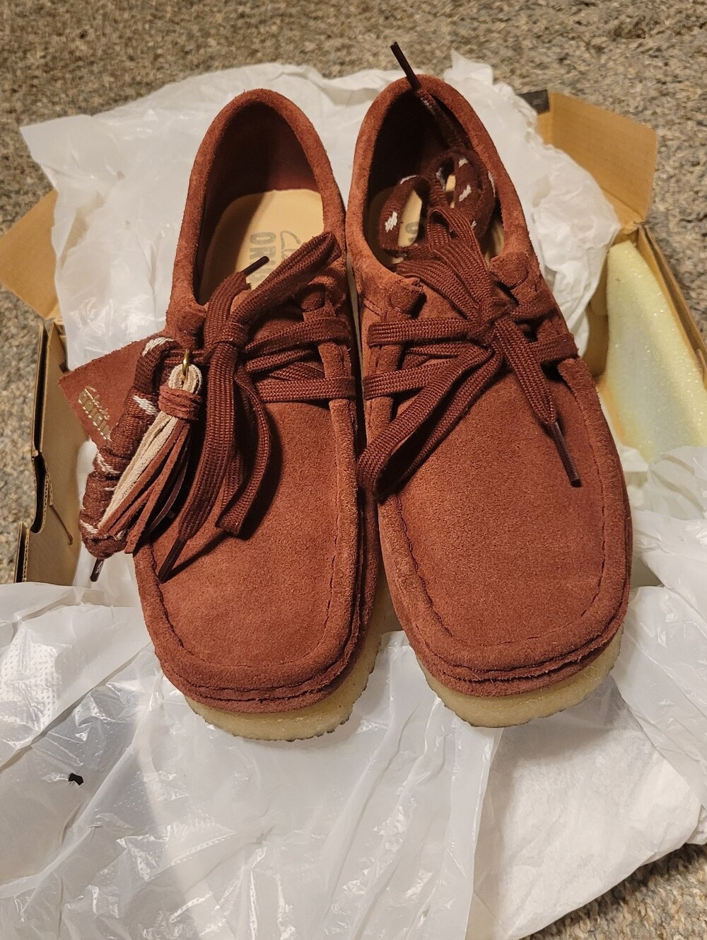 CLARKS WALLABEES